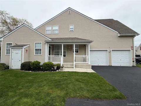 19 Meadow Pond Circle