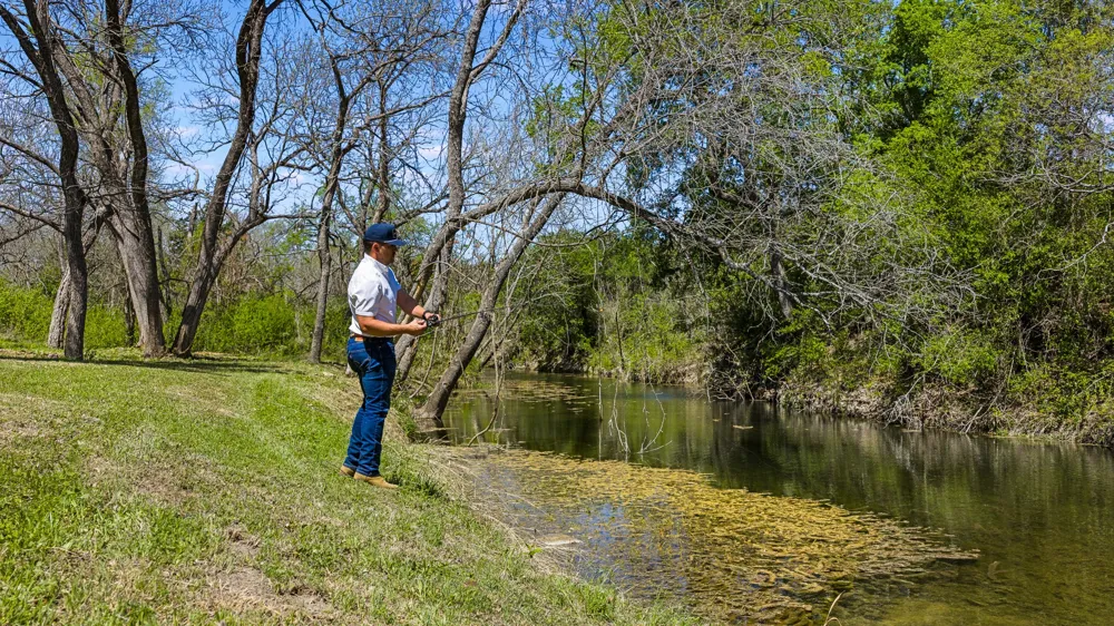 3680 County Road 245 Florence, TX 76527