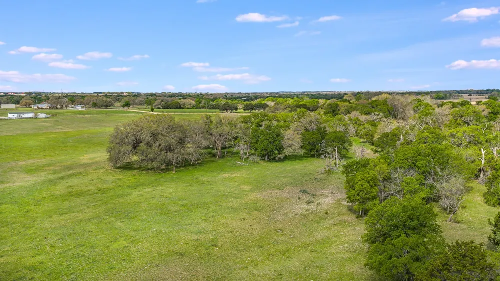 3680 County Road 245 Florence, TX 76527