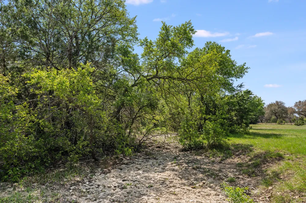3680 County Road 245 Florence, TX 76527
