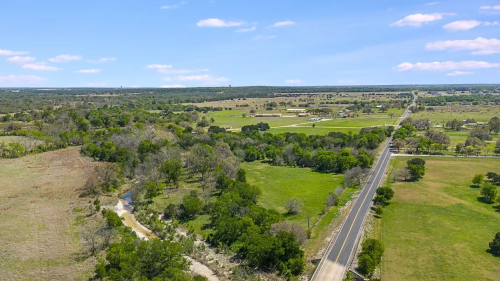 3680 County Road 245 Florence, TX 76527