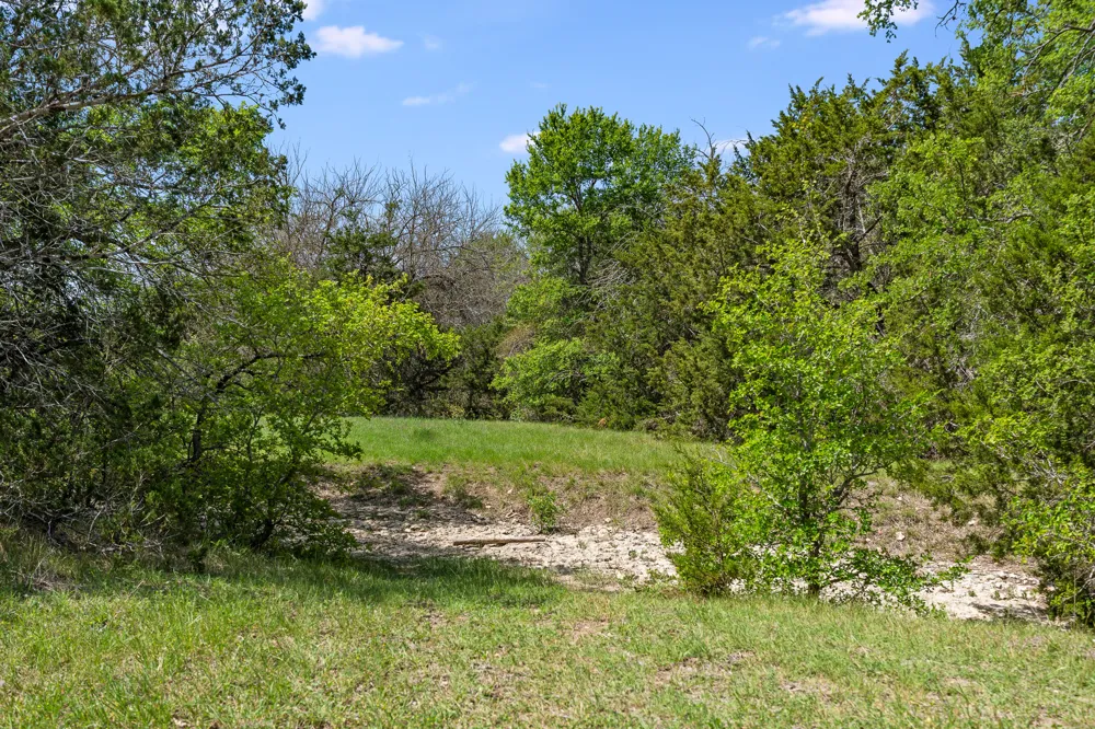 3680 County Road 245 Florence, TX 76527