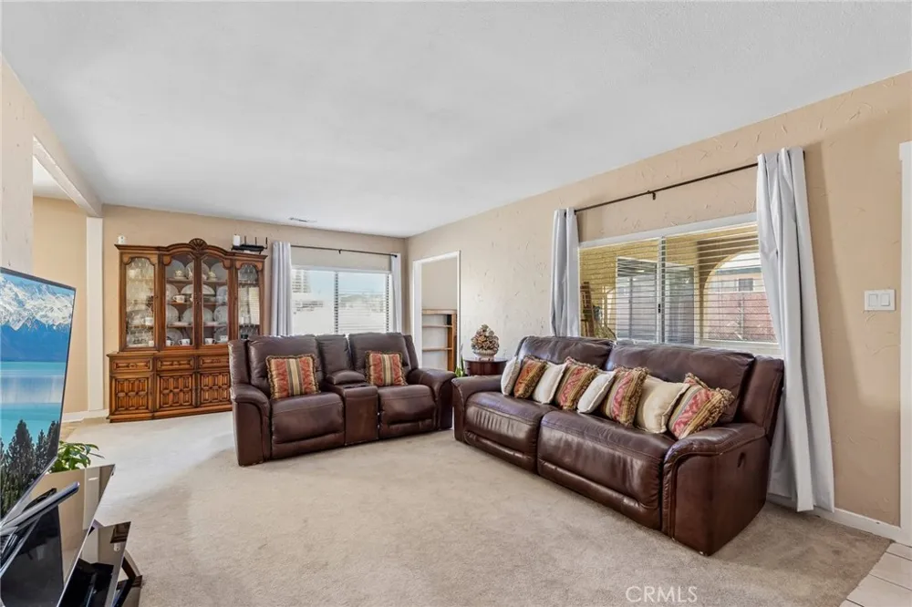 4443 Sunflower Covina, CA 91724