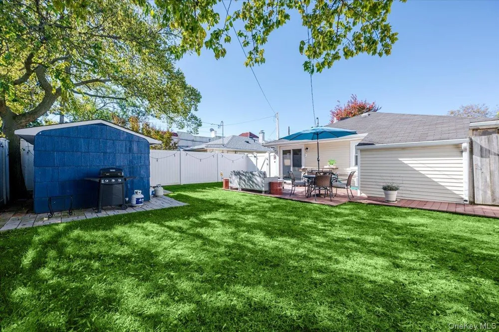 614 Franklin Boulevard Long Beach, NY 11561