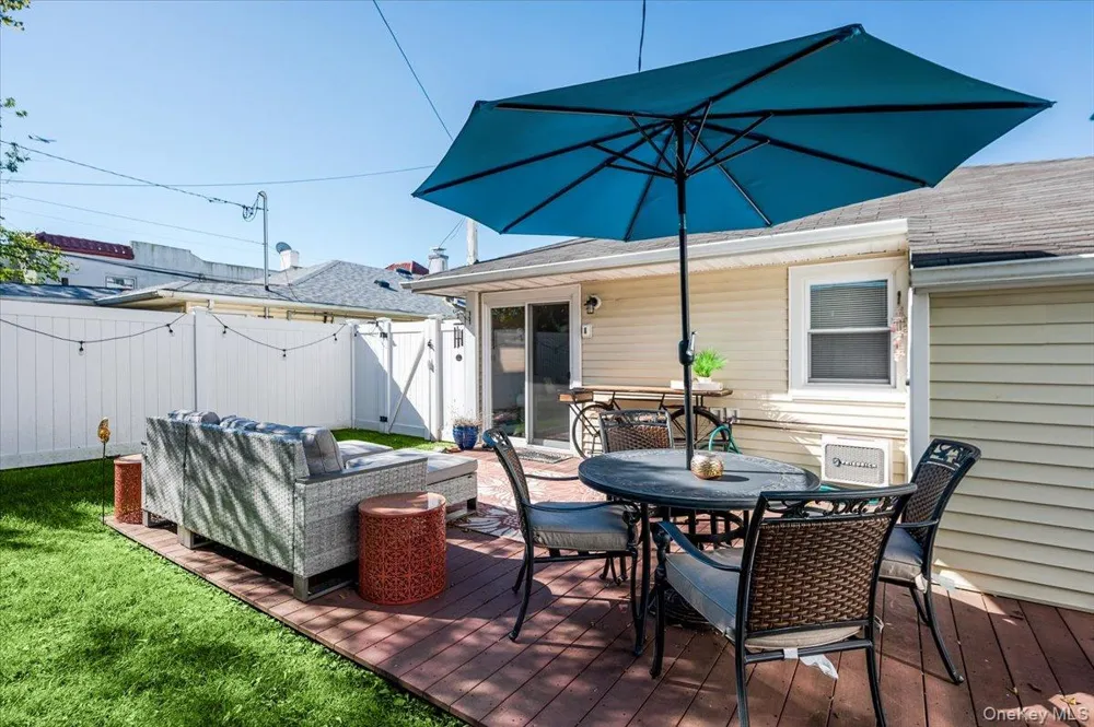 614 Franklin Boulevard Long Beach, NY 11561