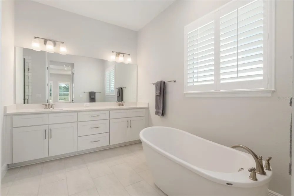 1929 NW 85TH LOOP ocala, FL 34475
