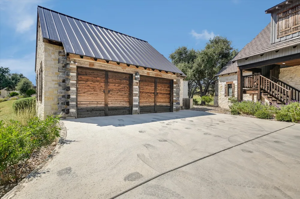 175 Putting Park Drive Fredericksburg, TX 78624