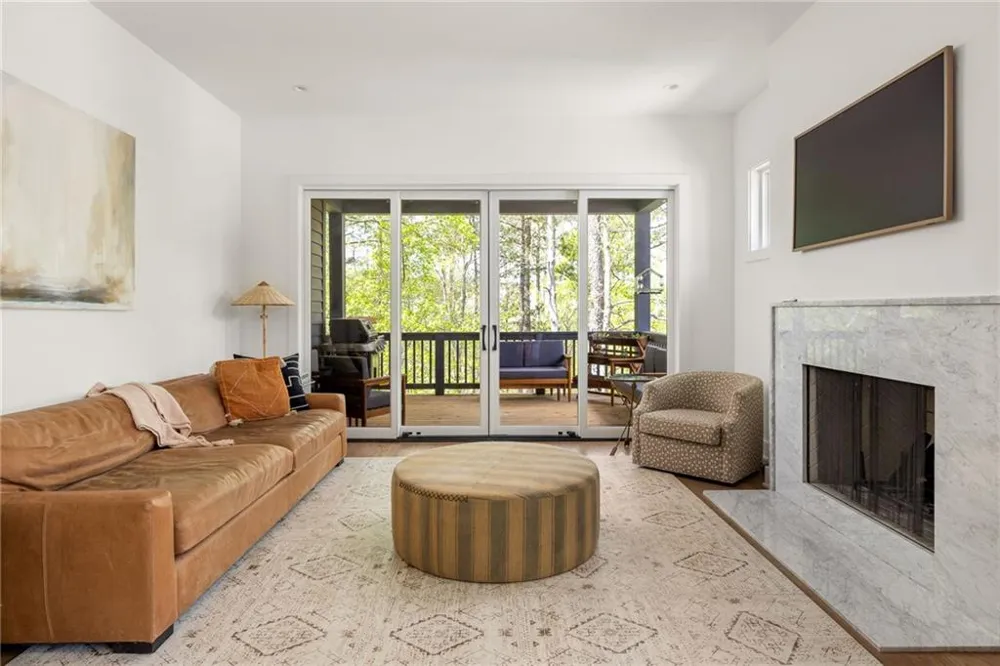 1126 Mado Loop Chattahoochee Hills, GA 30268