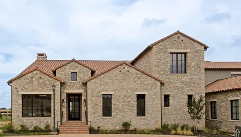 48 Cardona Drive