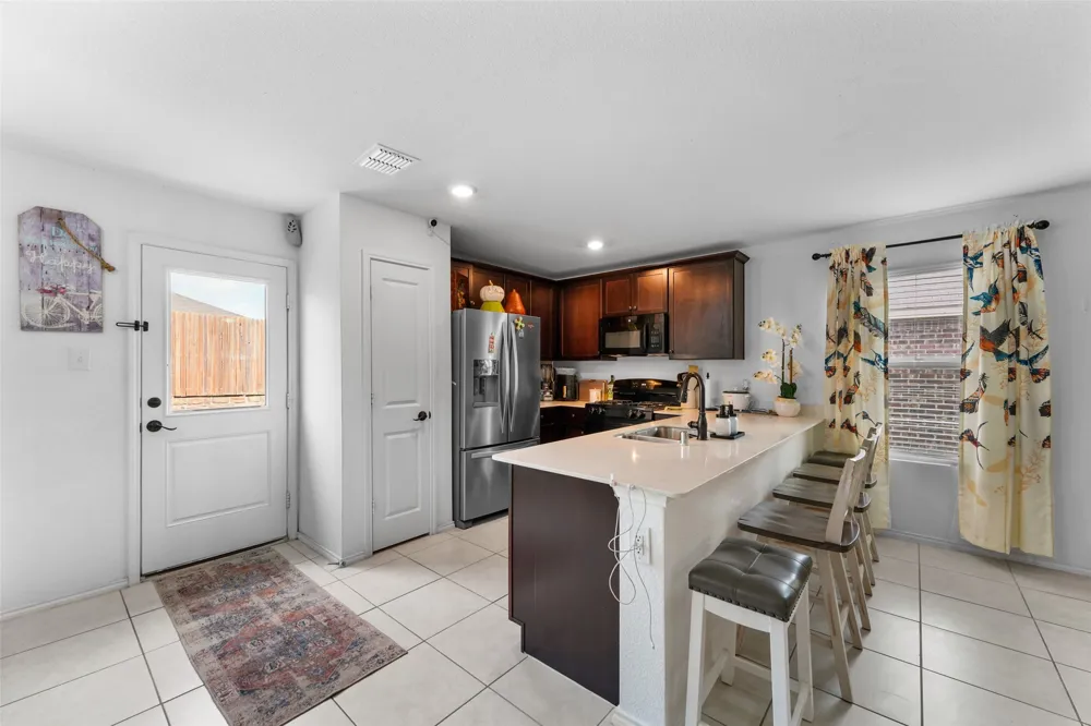 1005 Crestview Drive Hutchins, TX 75141
