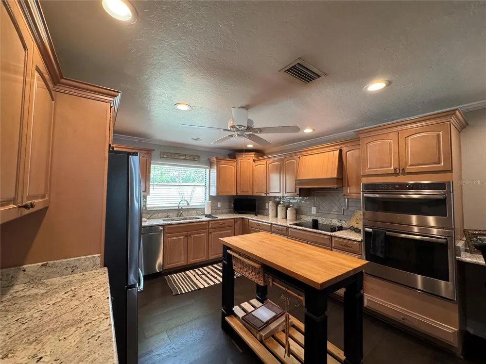 334 W F STREET #FL Frostproof, FL 33843