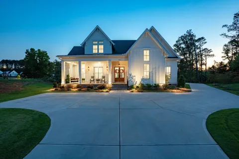 206 Campanile Court
