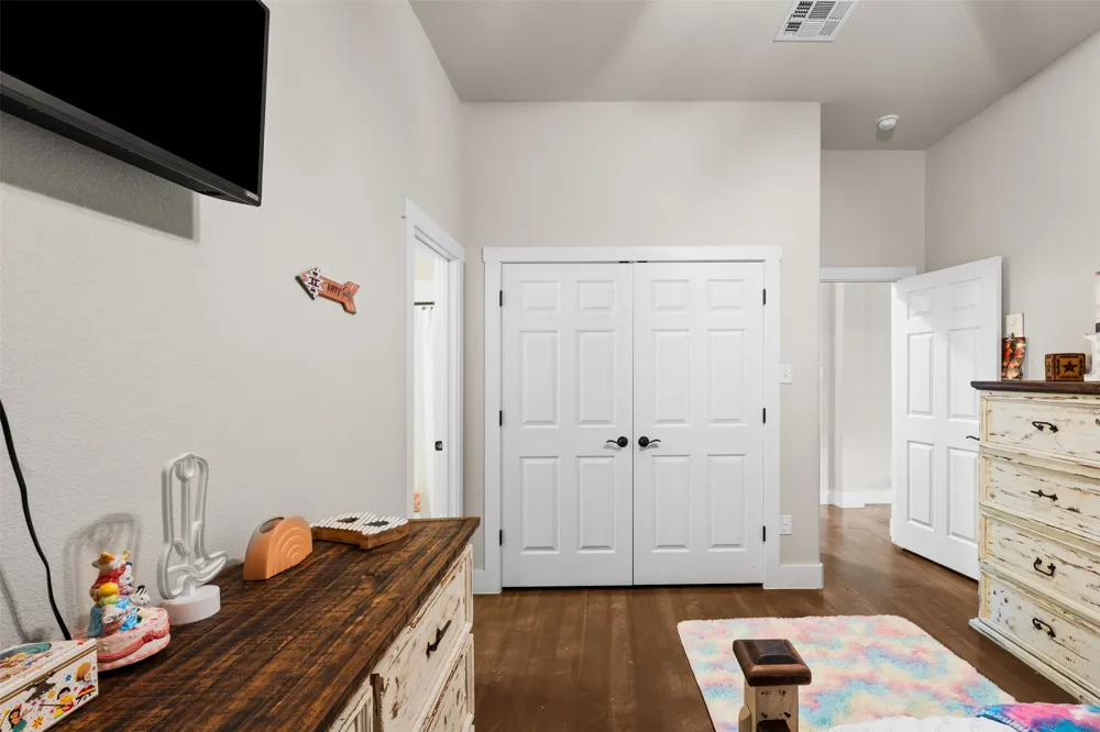 1006 Deer Crossing Salado, TX 76571