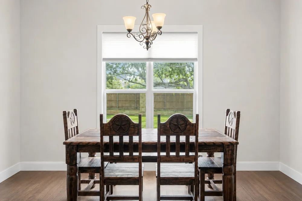 1006 Deer Crossing Salado, TX 76571