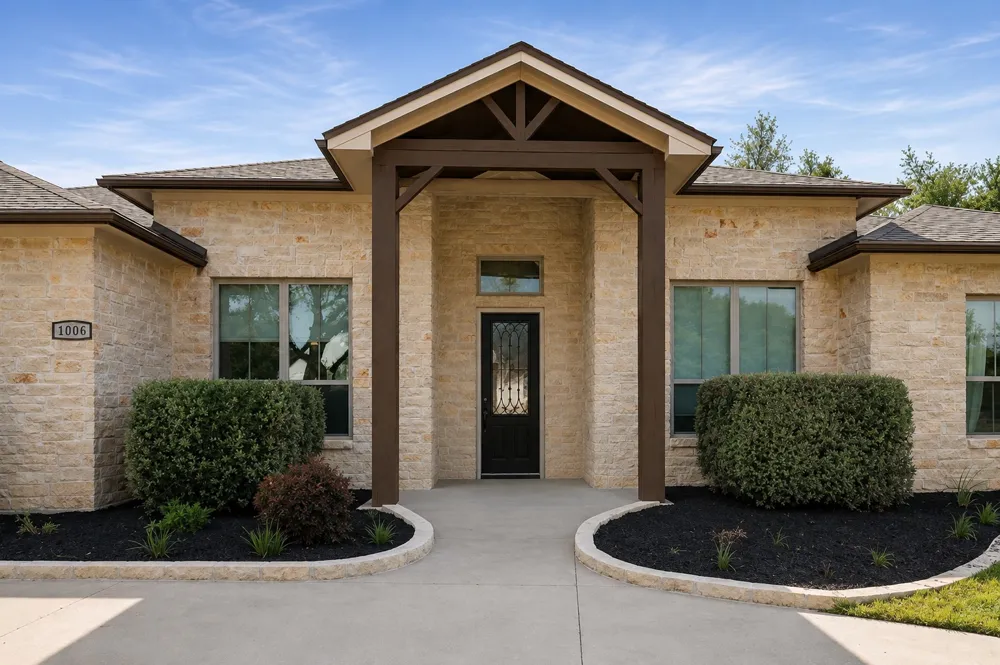 1006 Deer Crossing Salado, TX 76571