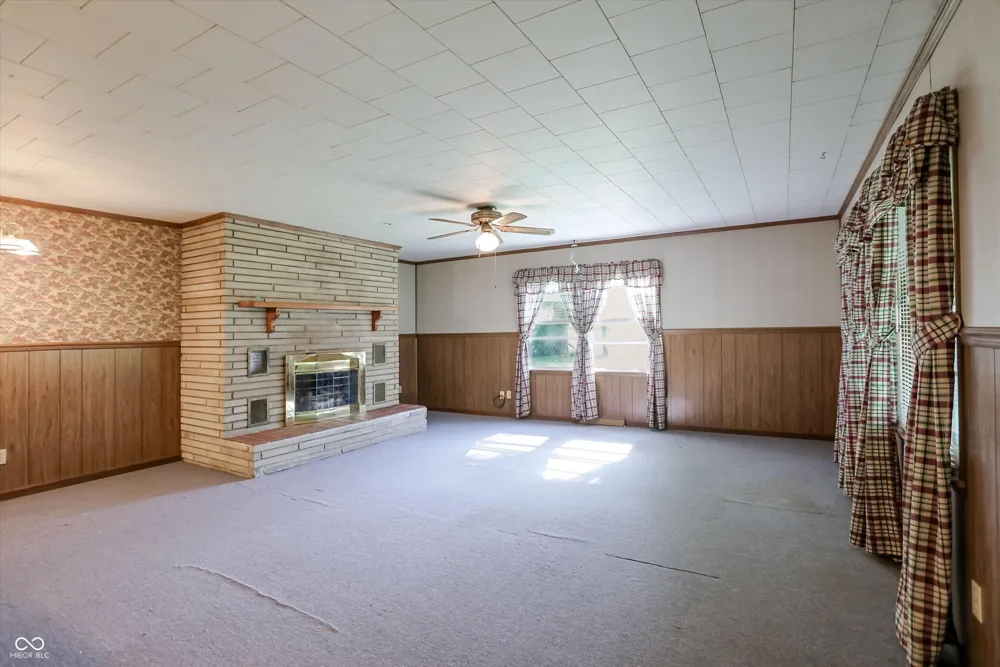 9184 S Geneva Main Street Flat Rock, IN 47234