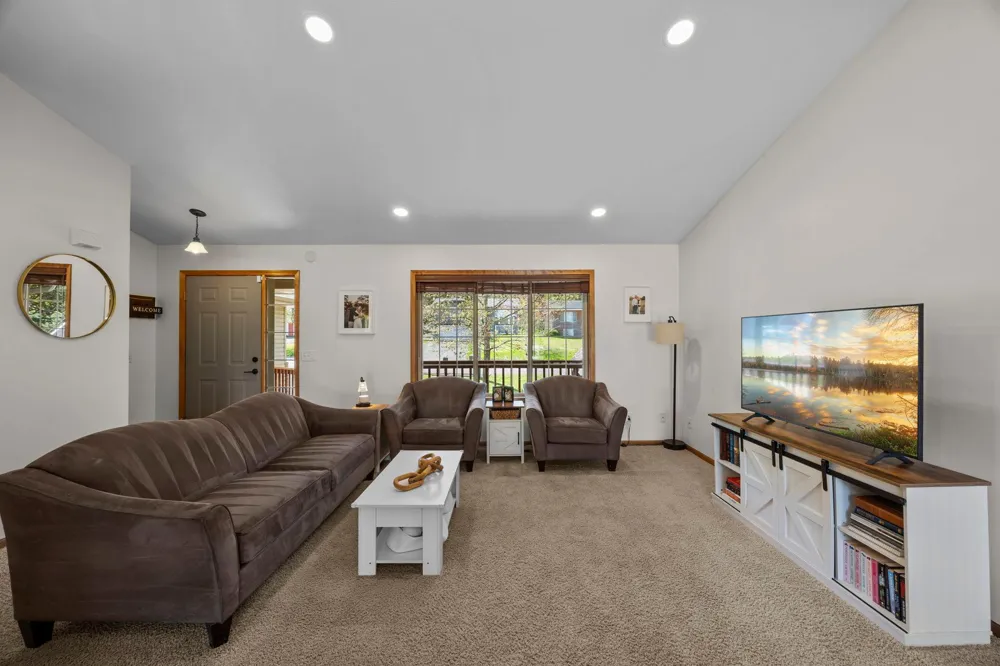 920 W State Street Belle Plaine, MN 56011