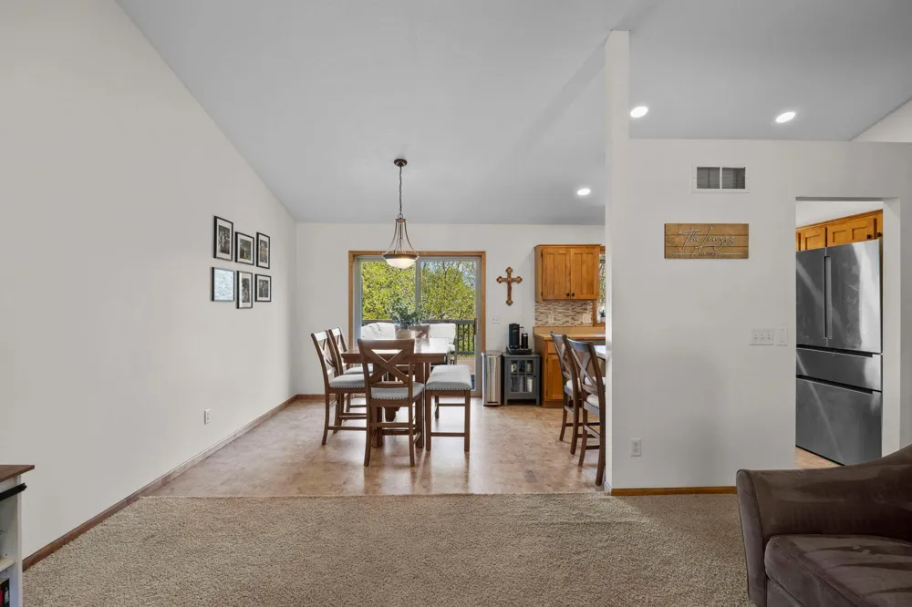 920 W State Street Belle Plaine, MN 56011