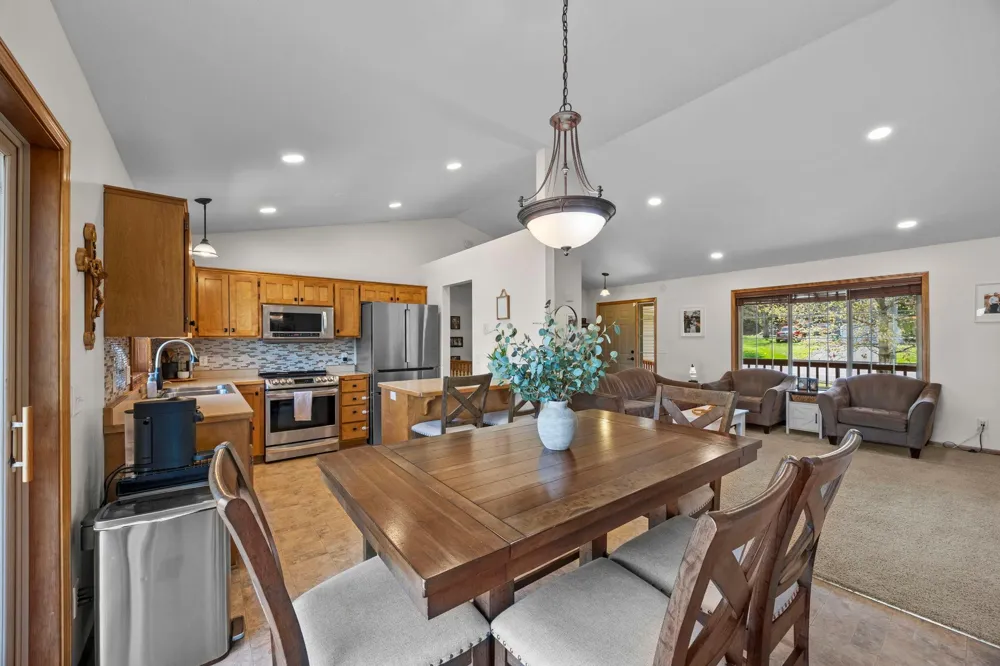 920 W State Street Belle Plaine, MN 56011