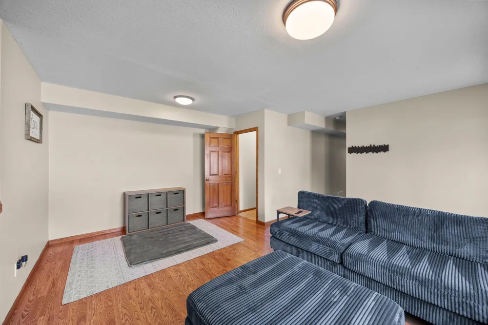 920 W State Street Belle Plaine, MN 56011