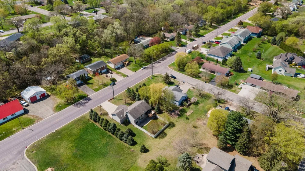 920 W State Street Belle Plaine, MN 56011