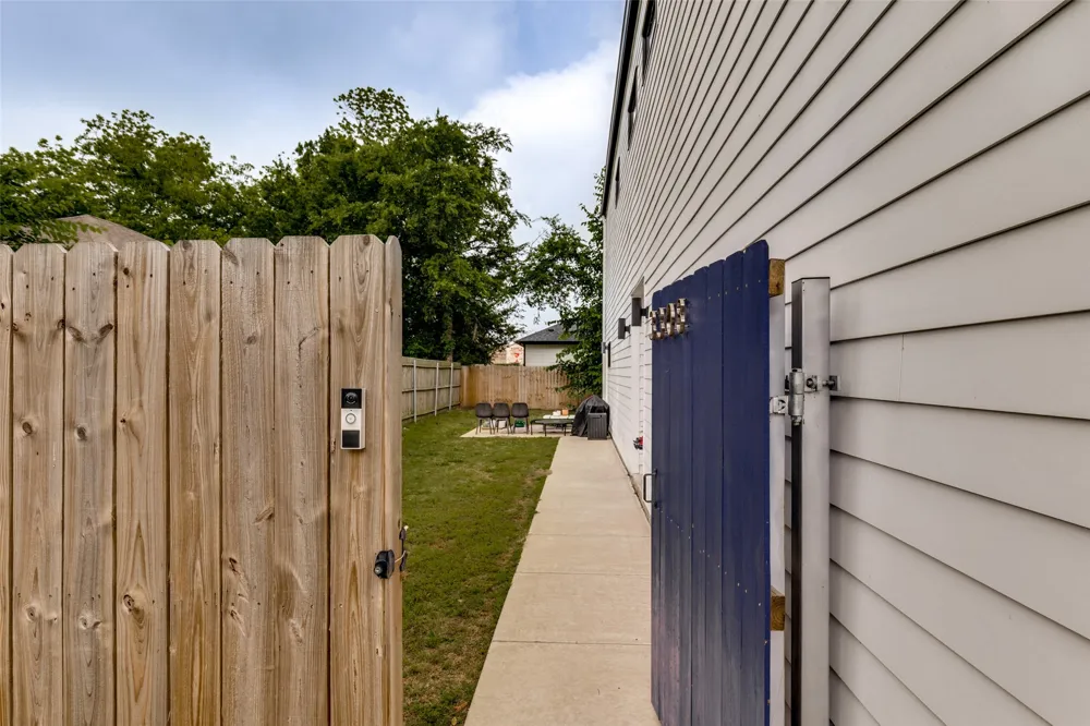 3308 Houston Street Greenville, TX 75401