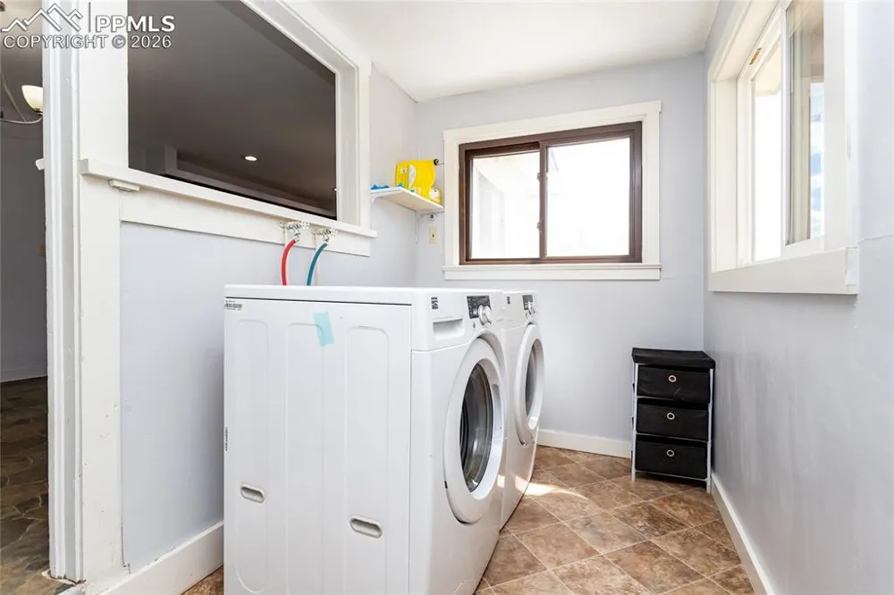 237 Del Rey Avenue Canon City, CO 81212