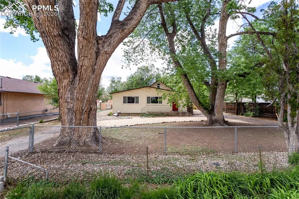 237 Del Rey Avenue Canon City, CO 81212