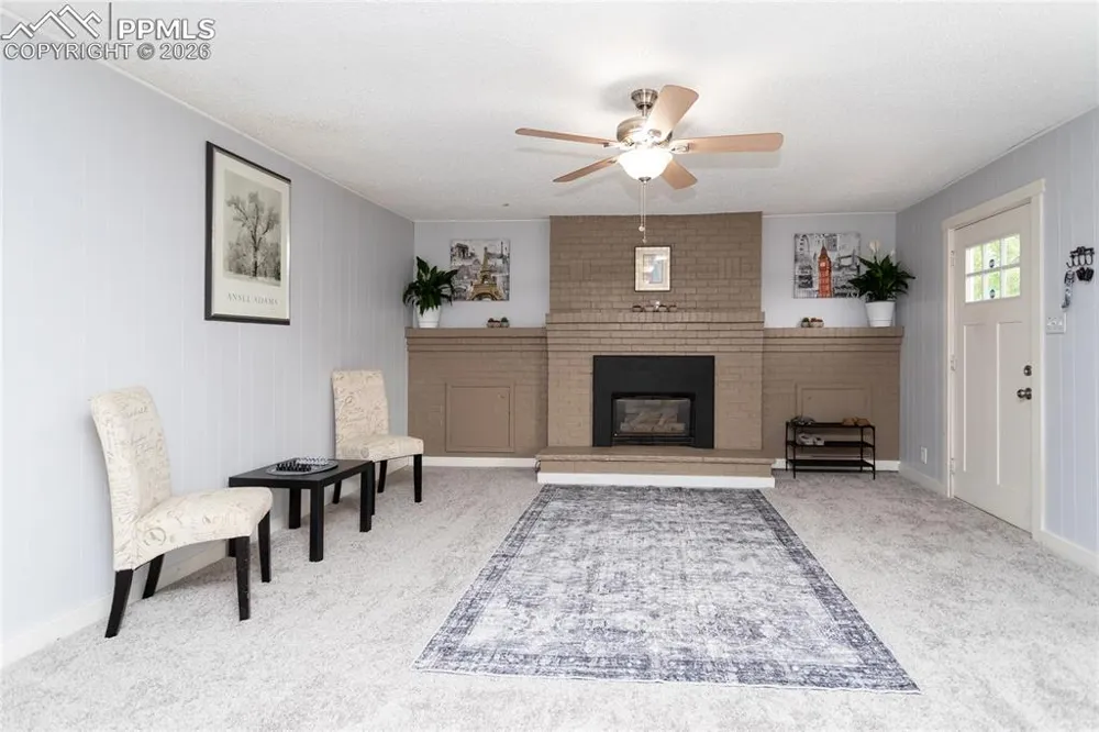237 Del Rey Avenue Canon City, CO 81212