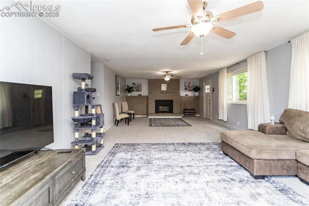 237 Del Rey Avenue Canon City, CO 81212