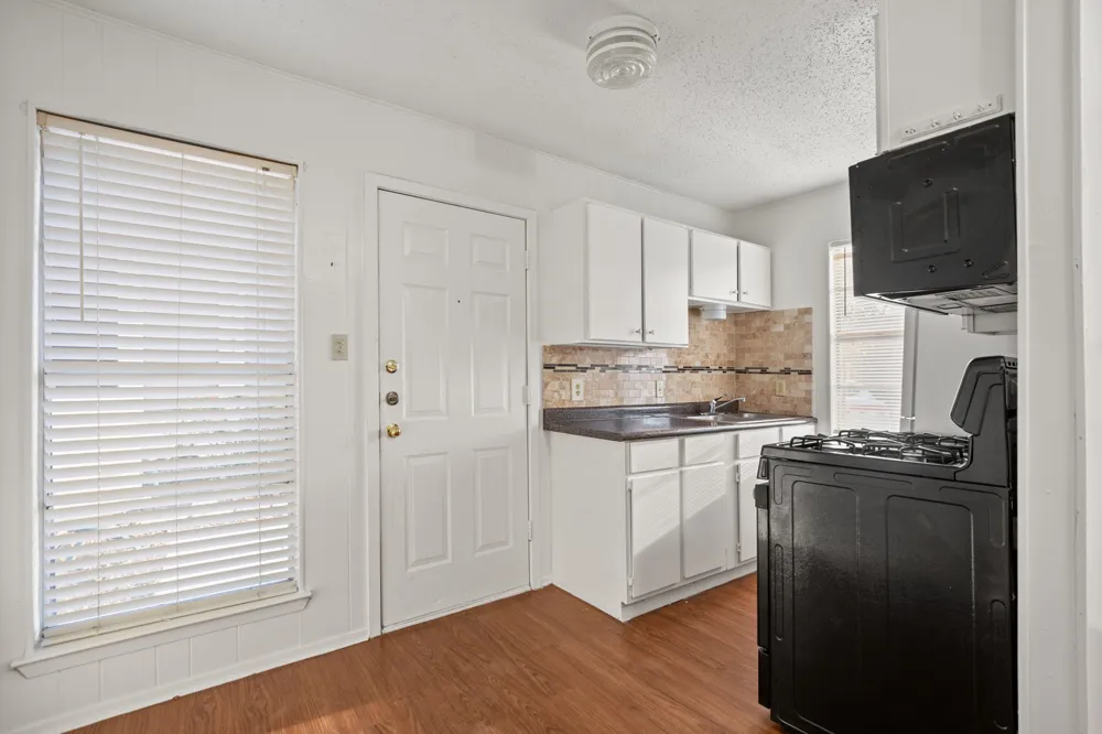 5300 Guadalupe Street #108 Austin, TX 78751