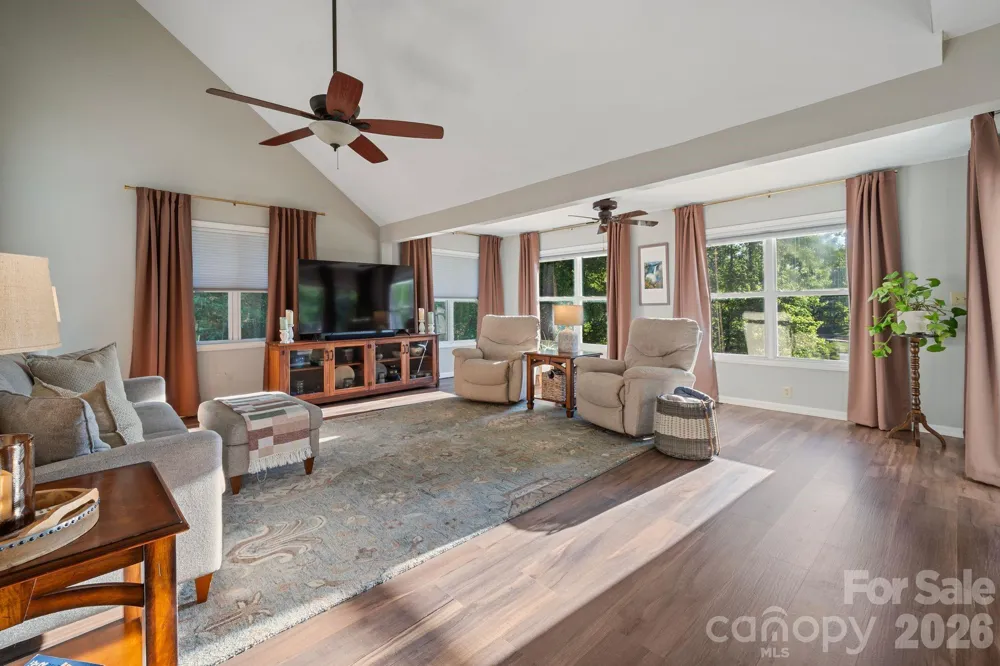 710 Riverwood Drive Lexington, NC 27292