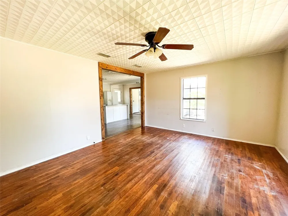 1425 Groesbeck Street Stephenville, TX 76401