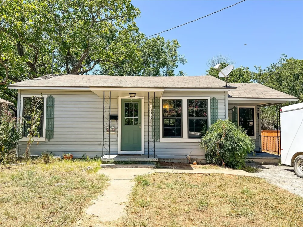 1425 Groesbeck Street Stephenville, TX 76401