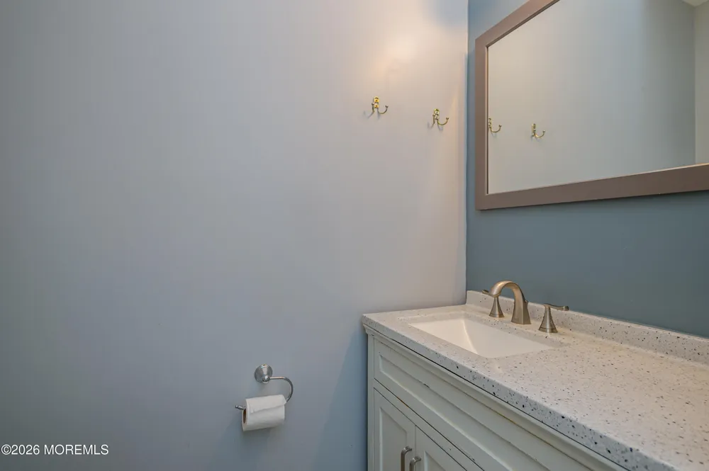 336 Bolton Road East Windsor, NJ 08520