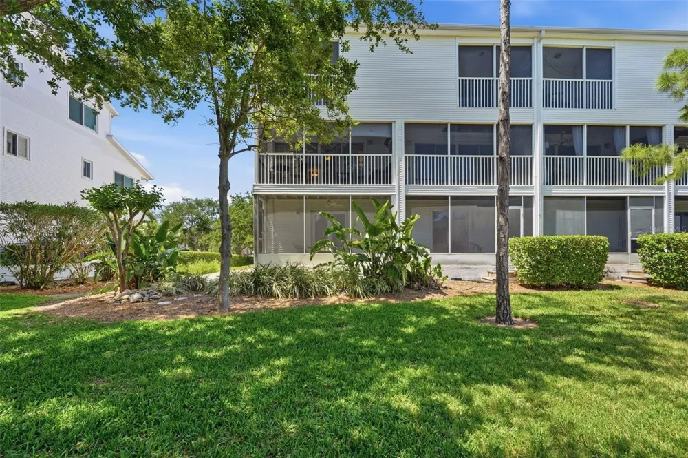 14837 SEMINOLE TRAIL Seminole, FL 33776