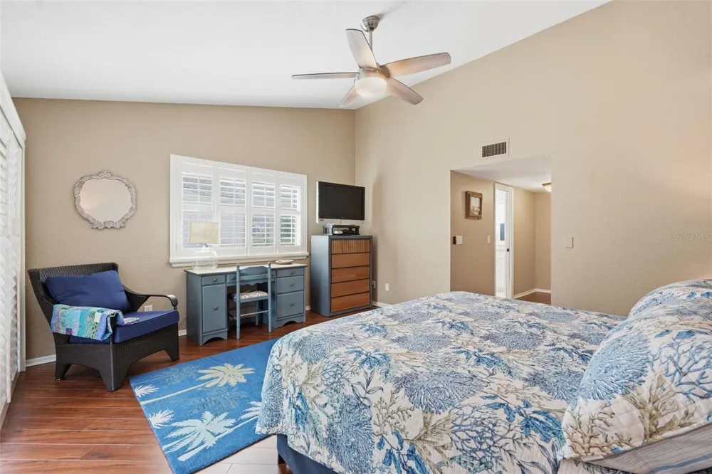 14837 SEMINOLE TRAIL Seminole, FL 33776