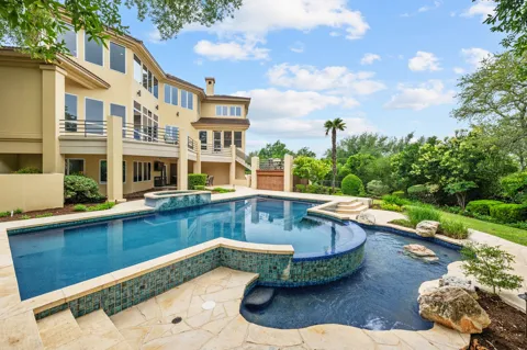 15903 Soleil Court
