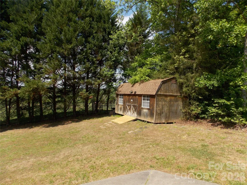1380 May Road Granite Falls, NC 28630