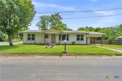 209 E Live Oak Street