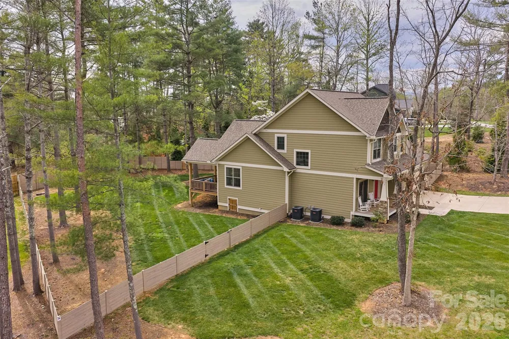 21 Wood Path Lane Arden, NC 28704