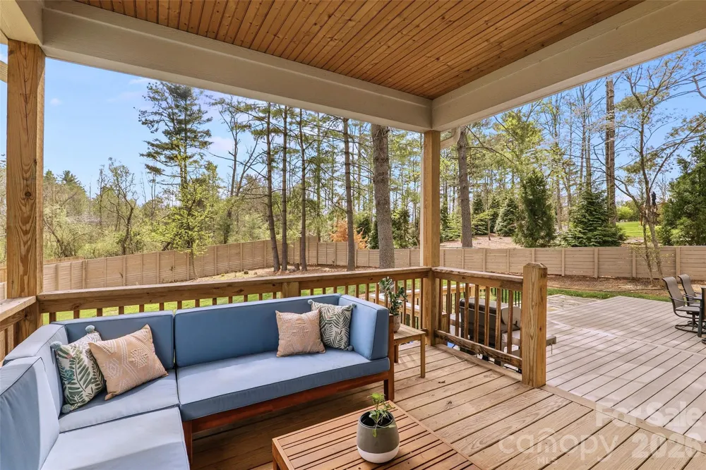 21 Wood Path Lane Arden, NC 28704