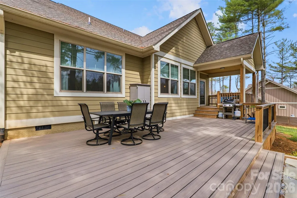 21 Wood Path Lane Arden, NC 28704