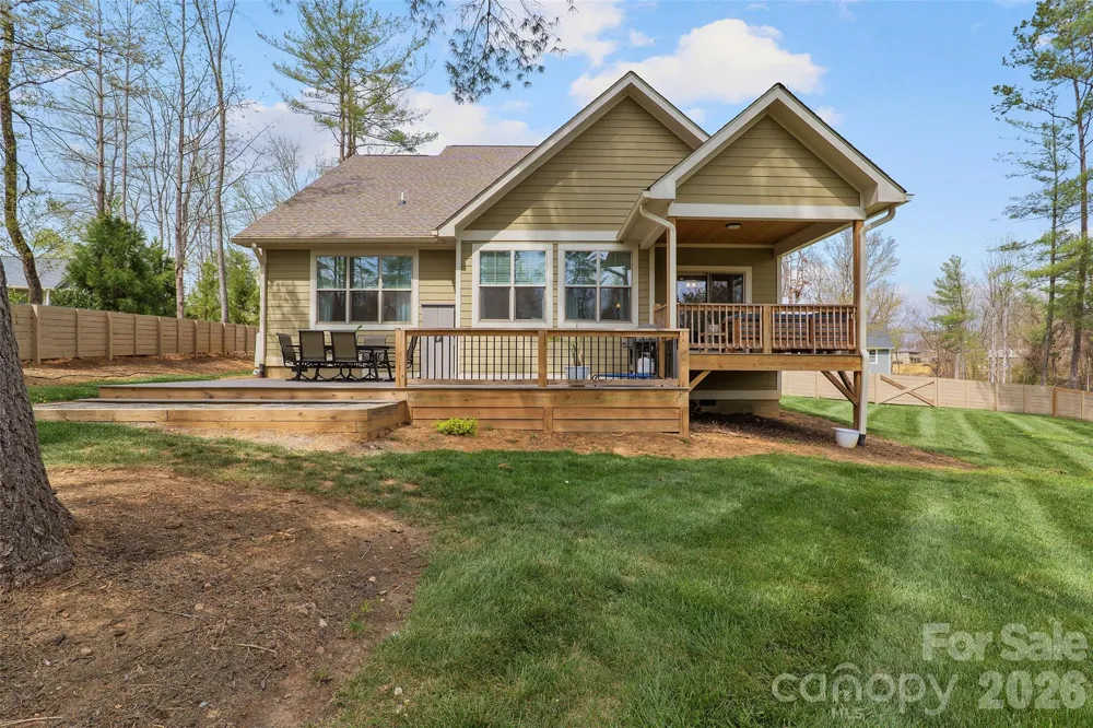 21 Wood Path Lane Arden, NC 28704