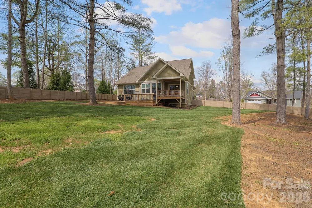 21 Wood Path Lane Arden, NC 28704