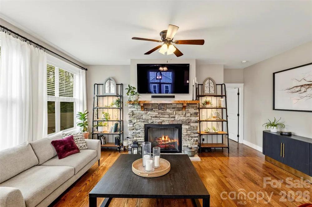 21 Wood Path Lane Arden, NC 28704