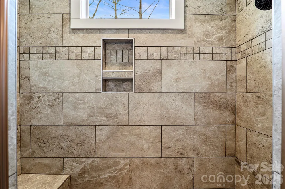 21 Wood Path Lane Arden, NC 28704