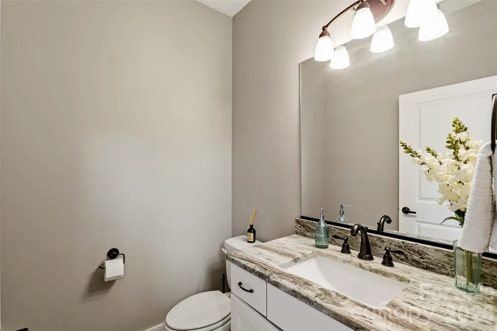 21 Wood Path Lane Arden, NC 28704