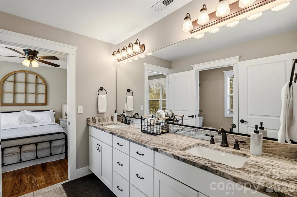 21 Wood Path Lane Arden, NC 28704