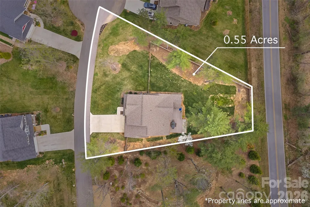 21 Wood Path Lane Arden, NC 28704